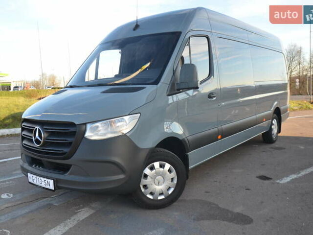 Серый Мерседес Sprinter, объемом двигателя 2.2 л и пробегом 383 тыс. км за 23150 $, фото 7 на Automoto.ua