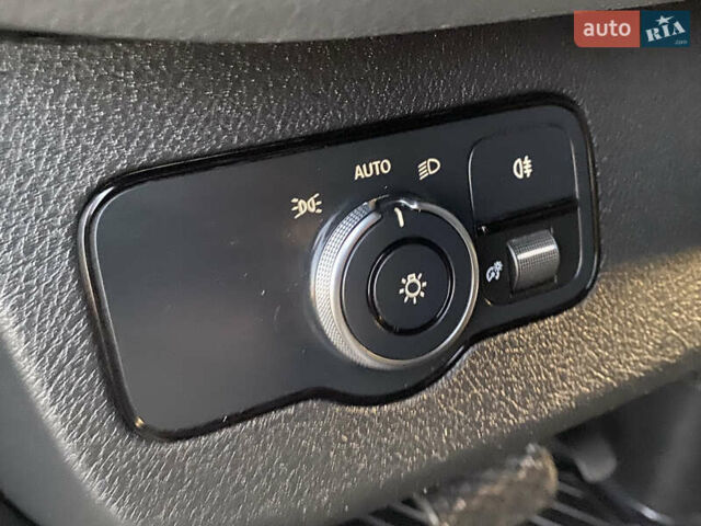 Серый Мерседес Sprinter, объемом двигателя 2.2 л и пробегом 290 тыс. км за 28900 $, фото 44 на Automoto.ua