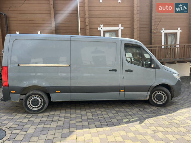 Серый Мерседес Sprinter, объемом двигателя 2.14 л и пробегом 999 тыс. км за 24000 $, фото 1 на Automoto.ua