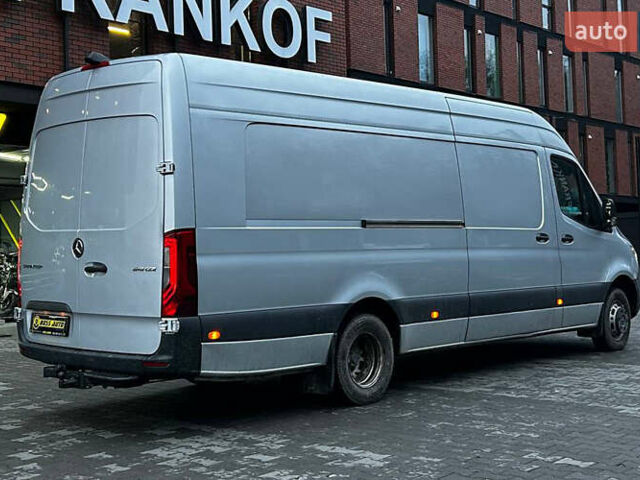 Серый Мерседес Sprinter, объемом двигателя 2.99 л и пробегом 404 тыс. км за 65000 $, фото 5 на Automoto.ua