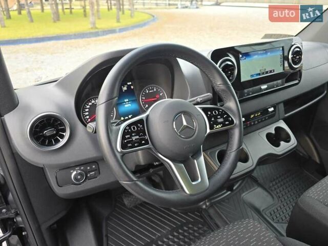 Сірий Мерседес Sprinter, об'ємом двигуна 3 л та пробігом 49 тис. км за 99243 $, фото 26 на Automoto.ua