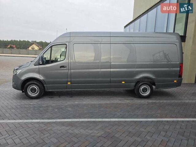 Сірий Мерседес Sprinter, об'ємом двигуна 3 л та пробігом 49 тис. км за 99243 $, фото 4 на Automoto.ua