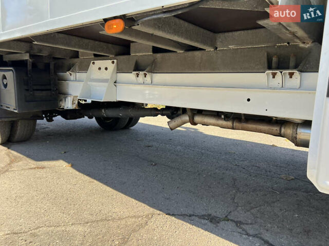 Серый Мерседес Sprinter, объемом двигателя 3 л и пробегом 320 тыс. км за 36800 $, фото 44 на Automoto.ua