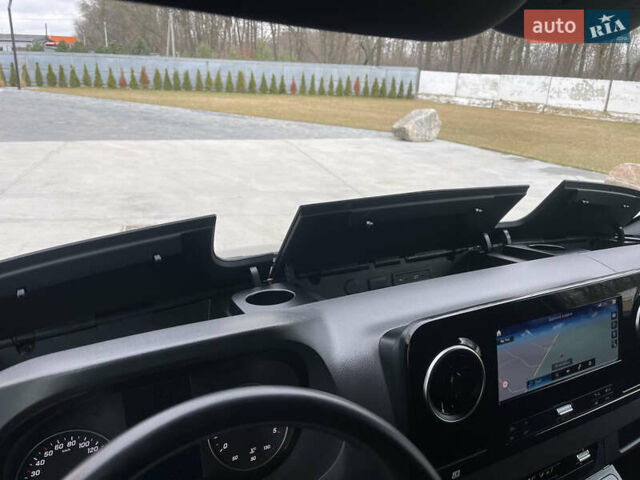 Серый Мерседес Sprinter, объемом двигателя 2.14 л и пробегом 170 тыс. км за 38999 $, фото 37 на Automoto.ua
