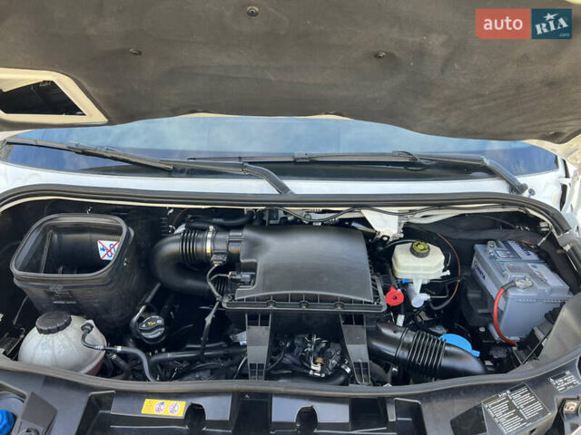 Серый Мерседес Sprinter, объемом двигателя 3 л и пробегом 320 тыс. км за 36800 $, фото 31 на Automoto.ua