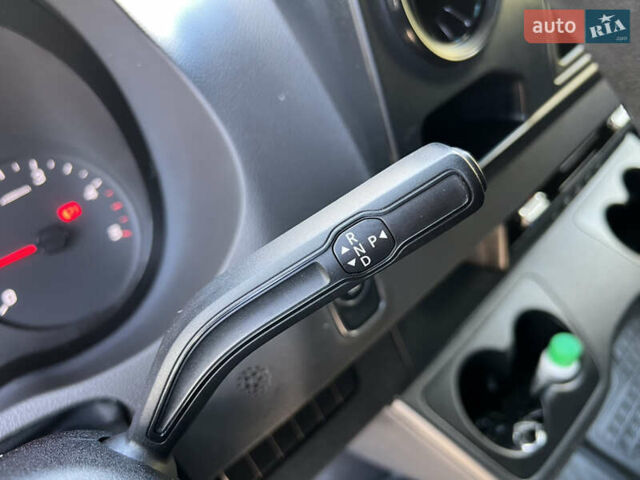 Серый Мерседес Sprinter, объемом двигателя 3 л и пробегом 320 тыс. км за 36800 $, фото 27 на Automoto.ua