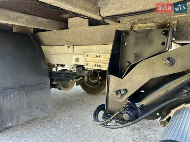 Серый Мерседес Sprinter, объемом двигателя 3 л и пробегом 320 тыс. км за 36800 $, фото 40 на Automoto.ua