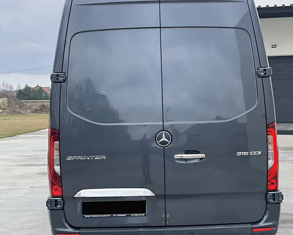 Сірий Мерседес Sprinter, об'ємом двигуна 2.14 л та пробігом 170 тис. км за 38500 $, фото 6 на Automoto.ua