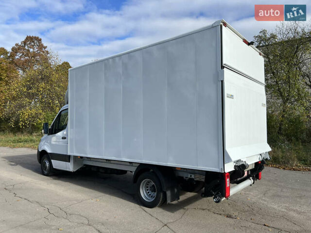 Серый Мерседес Sprinter, объемом двигателя 3 л и пробегом 320 тыс. км за 36800 $, фото 4 на Automoto.ua