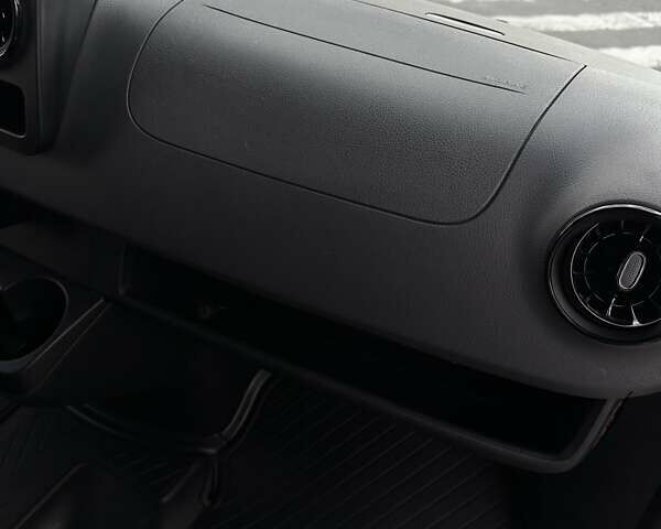 Сірий Мерседес Sprinter, об'ємом двигуна 3 л та пробігом 32 тис. км за 38000 $, фото 24 на Automoto.ua