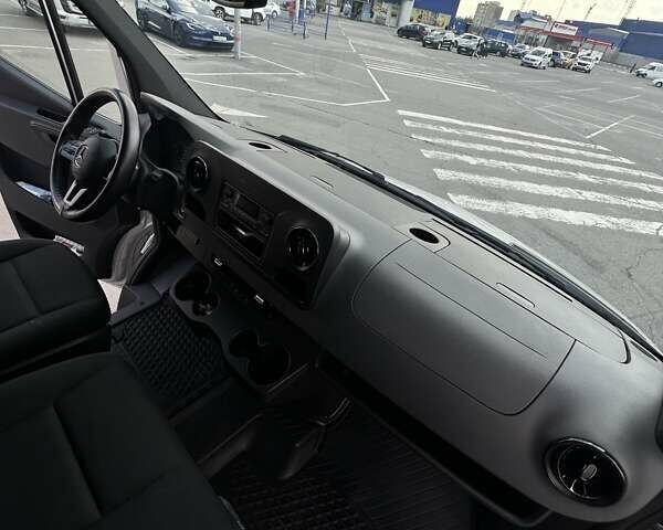 Сірий Мерседес Sprinter, об'ємом двигуна 3 л та пробігом 32 тис. км за 38000 $, фото 21 на Automoto.ua