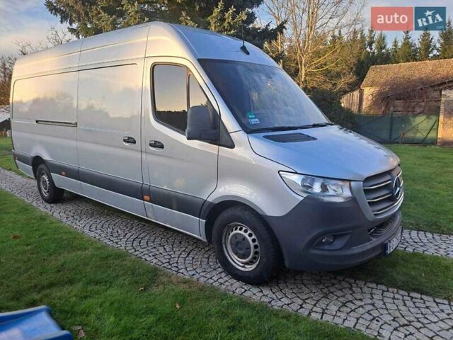 Сірий Мерседес Sprinter, об'ємом двигуна 3.03 л та пробігом 426 тис. км за 36200 $, фото 3 на Automoto.ua