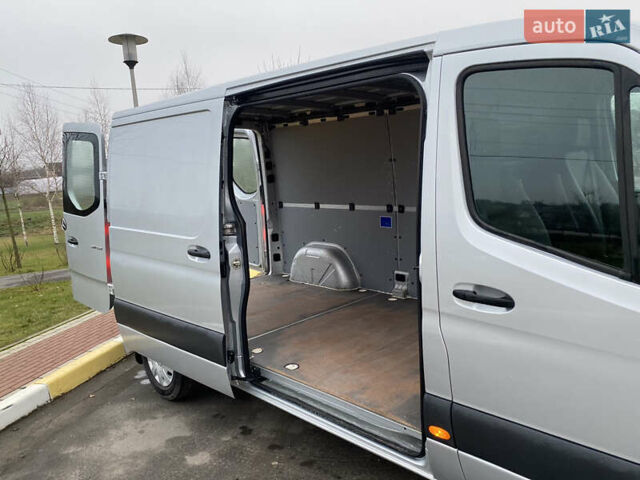 Сірий Мерседес Sprinter, об'ємом двигуна 2.2 л та пробігом 249 тис. км за 21500 $, фото 19 на Automoto.ua