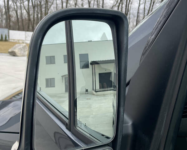 Серый Мерседес Sprinter, объемом двигателя 2.14 л и пробегом 170 тыс. км за 38999 $, фото 39 на Automoto.ua