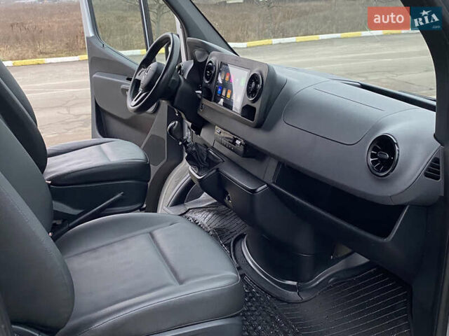 Сірий Мерседес Sprinter, об'ємом двигуна 2.2 л та пробігом 249 тис. км за 21500 $, фото 47 на Automoto.ua