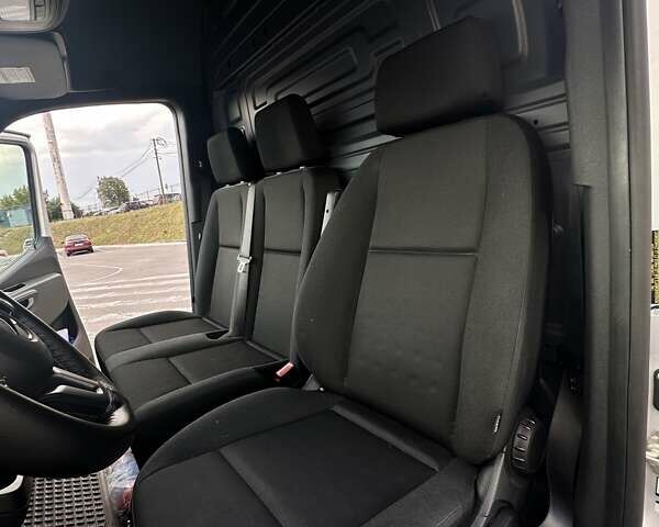 Сірий Мерседес Sprinter, об'ємом двигуна 3 л та пробігом 32 тис. км за 38000 $, фото 17 на Automoto.ua