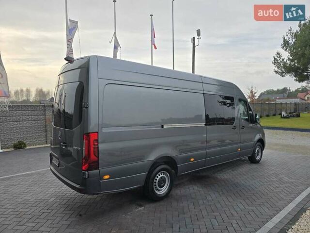 Сірий Мерседес Sprinter, об'ємом двигуна 3 л та пробігом 49 тис. км за 99243 $, фото 8 на Automoto.ua
