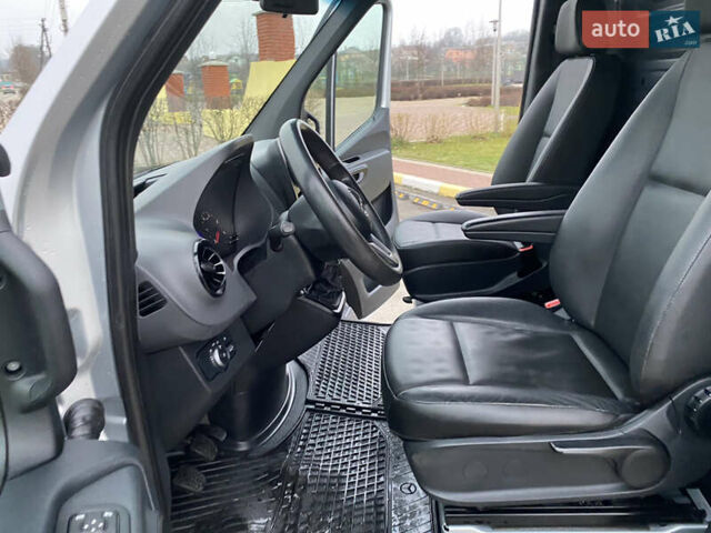 Сірий Мерседес Sprinter, об'ємом двигуна 2.2 л та пробігом 249 тис. км за 21500 $, фото 27 на Automoto.ua