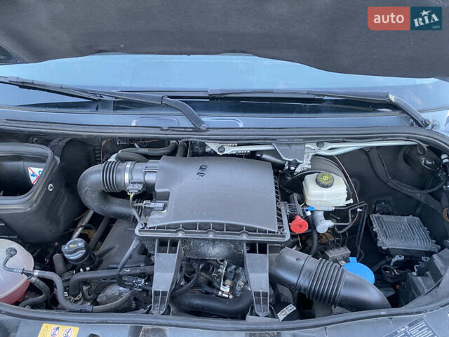 Серый Мерседес Sprinter, объемом двигателя 2.99 л и пробегом 192 тыс. км за 61491 $, фото 22 на Automoto.ua