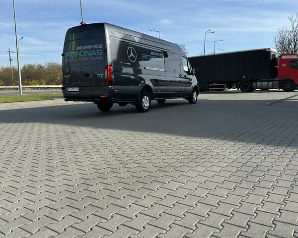 Серый Мерседес Sprinter, объемом двигателя 2.99 л и пробегом 314 тыс. км за 62700 $, фото 7 на Automoto.ua