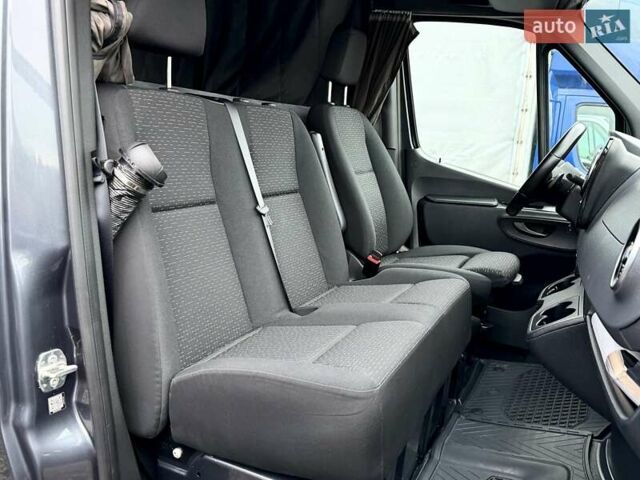 Сірий Мерседес Sprinter, об'ємом двигуна 3 л та пробігом 243 тис. км за 38800 $, фото 27 на Automoto.ua