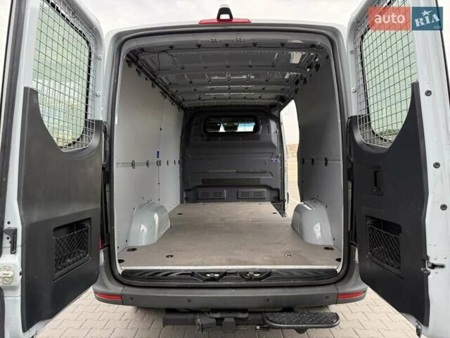Серый Мерседес Sprinter, объемом двигателя 2.99 л и пробегом 79 тыс. км за 39900 $, фото 27 на Automoto.ua