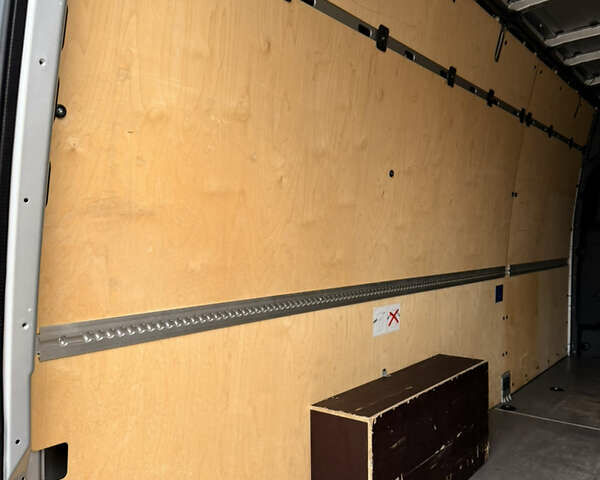 Сірий Мерседес Sprinter, об'ємом двигуна 0 л та пробігом 303 тис. км за 30500 $, фото 36 на Automoto.ua