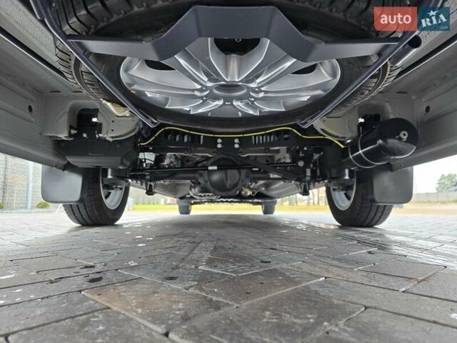 Сірий Мерседес Sprinter, об'ємом двигуна 3 л та пробігом 1 тис. км за 121601 $, фото 32 на Automoto.ua