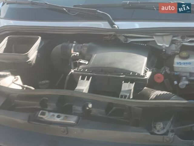 Серый Мерседес Sprinter, объемом двигателя 2.99 л и пробегом 142 тыс. км за 56900 $, фото 11 на Automoto.ua