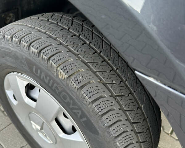 Серый Мерседес Sprinter, объемом двигателя 2.99 л и пробегом 314 тыс. км за 62700 $, фото 38 на Automoto.ua