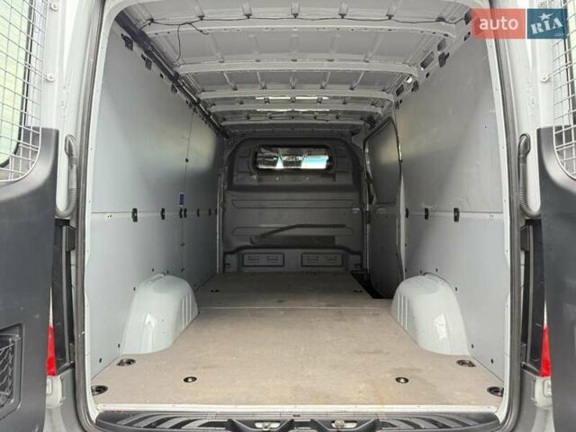 Серый Мерседес Sprinter, объемом двигателя 2.99 л и пробегом 79 тыс. км за 39900 $, фото 28 на Automoto.ua