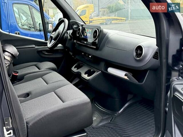 Сірий Мерседес Sprinter, об'ємом двигуна 3 л та пробігом 243 тис. км за 38800 $, фото 25 на Automoto.ua