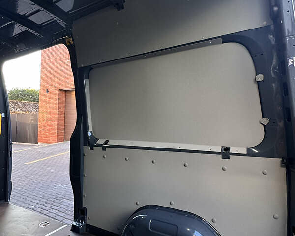 Серый Мерседес Sprinter, объемом двигателя 2.2 л и пробегом 88 тыс. км за 22999 $, фото 40 на Automoto.ua