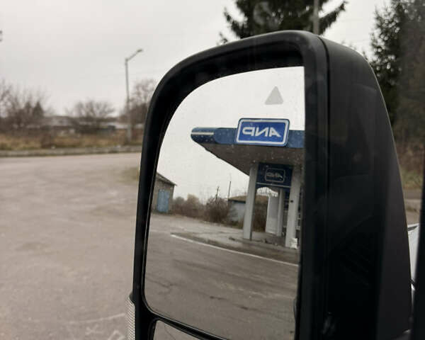 Сірий Мерседес Sprinter, об'ємом двигуна 0 л та пробігом 303 тис. км за 30500 $, фото 15 на Automoto.ua