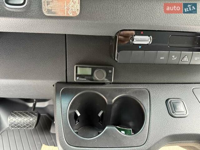 Сірий Мерседес Sprinter, об'ємом двигуна 3 л та пробігом 1 тис. км за 121601 $, фото 27 на Automoto.ua