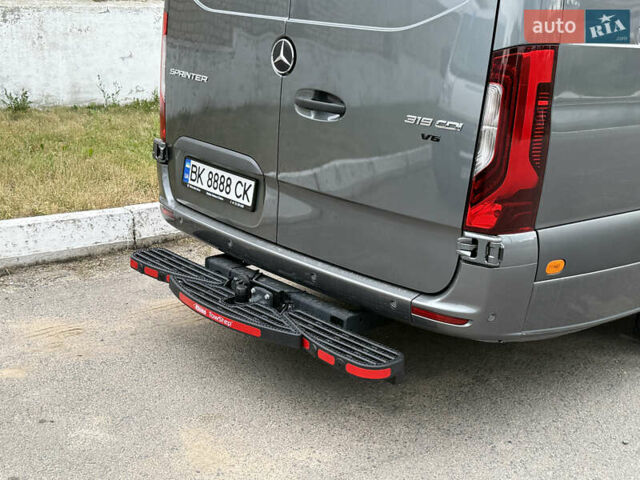 Сірий Мерседес Sprinter, об'ємом двигуна 3 л та пробігом 1 тис. км за 121601 $, фото 1 на Automoto.ua