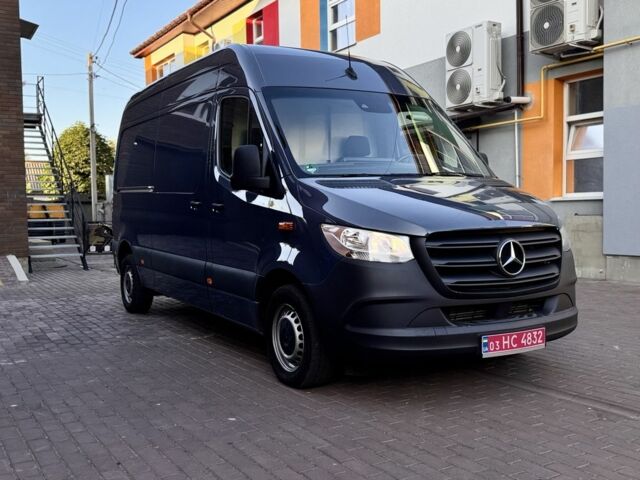 Серый Мерседес Sprinter, объемом двигателя 0 л и пробегом 60 тыс. км за 16999 $, фото 3 на Automoto.ua