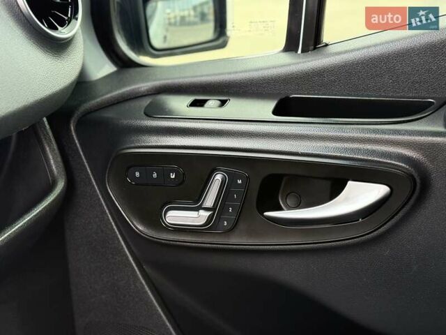 Серый Мерседес Sprinter, объемом двигателя 2.99 л и пробегом 79 тыс. км за 39900 $, фото 21 на Automoto.ua