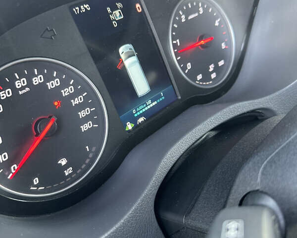 Серый Мерседес Sprinter, объемом двигателя 2.99 л и пробегом 314 тыс. км за 62700 $, фото 32 на Automoto.ua