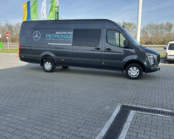 Серый Мерседес Sprinter, объемом двигателя 2.99 л и пробегом 314 тыс. км за 62700 $, фото 20 на Automoto.ua