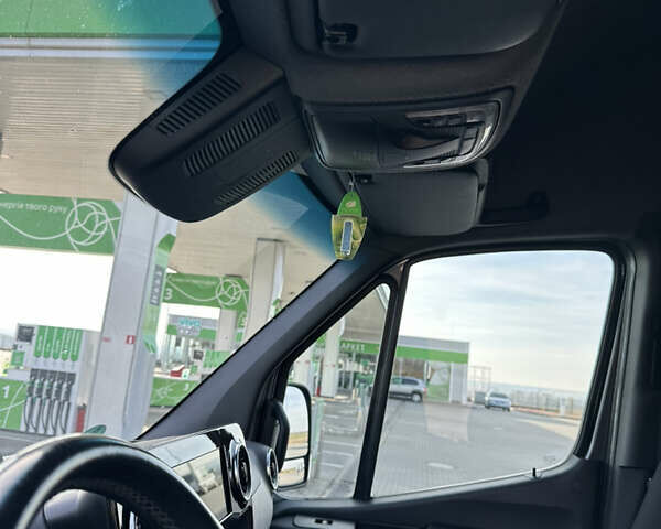 Серый Мерседес Sprinter, объемом двигателя 2.99 л и пробегом 314 тыс. км за 62700 $, фото 27 на Automoto.ua