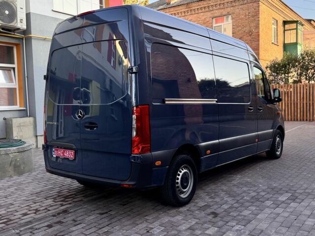 Серый Мерседес Sprinter, объемом двигателя 0 л и пробегом 60 тыс. км за 16999 $, фото 2 на Automoto.ua