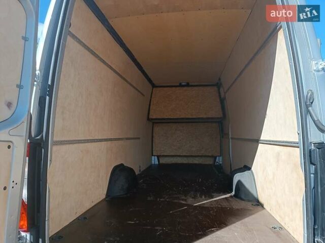 Серый Мерседес Sprinter, объемом двигателя 2.99 л и пробегом 142 тыс. км за 56900 $, фото 13 на Automoto.ua