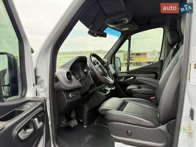 Серый Мерседес Sprinter, объемом двигателя 2.99 л и пробегом 79 тыс. км за 39900 $, фото 26 на Automoto.ua