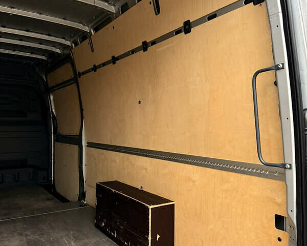 Сірий Мерседес Sprinter, об'ємом двигуна 0 л та пробігом 303 тис. км за 30500 $, фото 35 на Automoto.ua