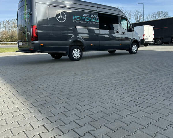 Серый Мерседес Sprinter, объемом двигателя 2.99 л и пробегом 314 тыс. км за 62700 $, фото 8 на Automoto.ua