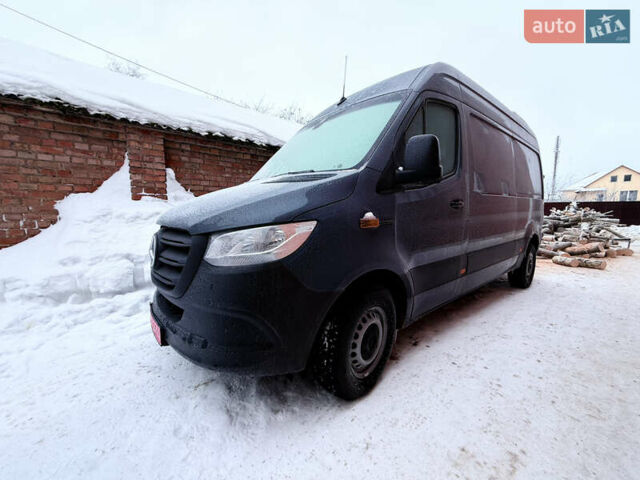 Серый Мерседес Sprinter, объемом двигателя 0 л и пробегом 53 тыс. км за 19995 $, фото 1 на Automoto.ua