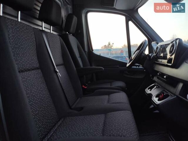 Серый Мерседес Sprinter, объемом двигателя 2.99 л и пробегом 244 тыс. км за 39900 $, фото 77 на Automoto.ua