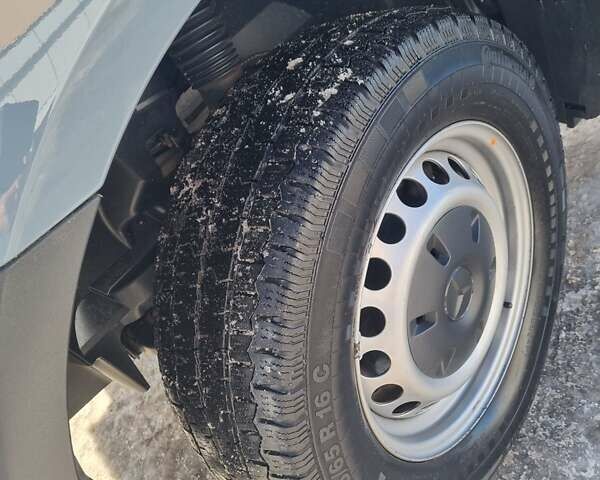Сірий Мерседес Sprinter, об'ємом двигуна 2.2 л та пробігом 280 тис. км за 26800 $, фото 72 на Automoto.ua