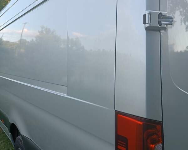 Серый Мерседес Sprinter, объемом двигателя 2.99 л и пробегом 142 тыс. км за 56900 $, фото 20 на Automoto.ua